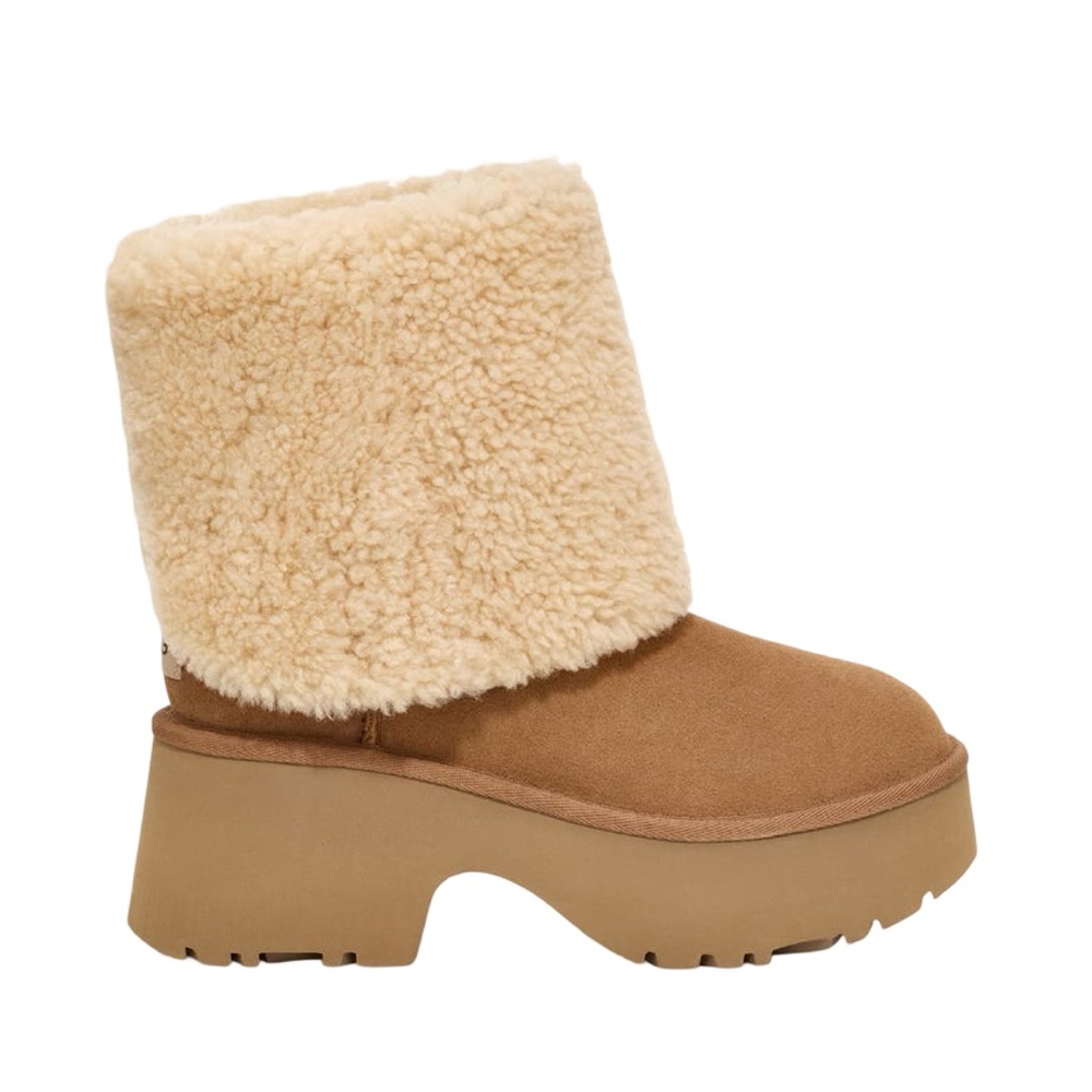 UGG Classic New Heights Cuffable Boots - Picture 3 of 9